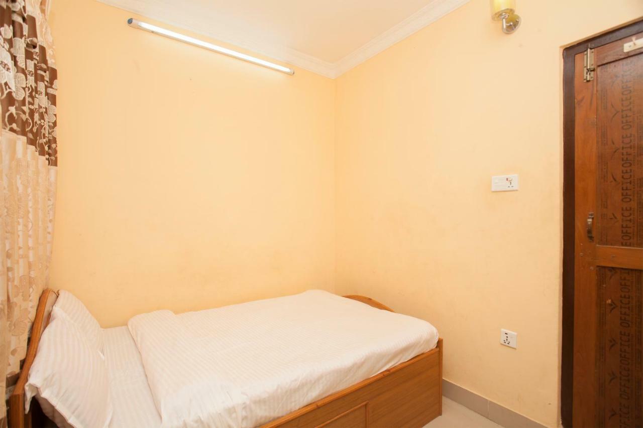 Spot On 397 Hotel Triveni Guest House Katmandou Extérieur photo