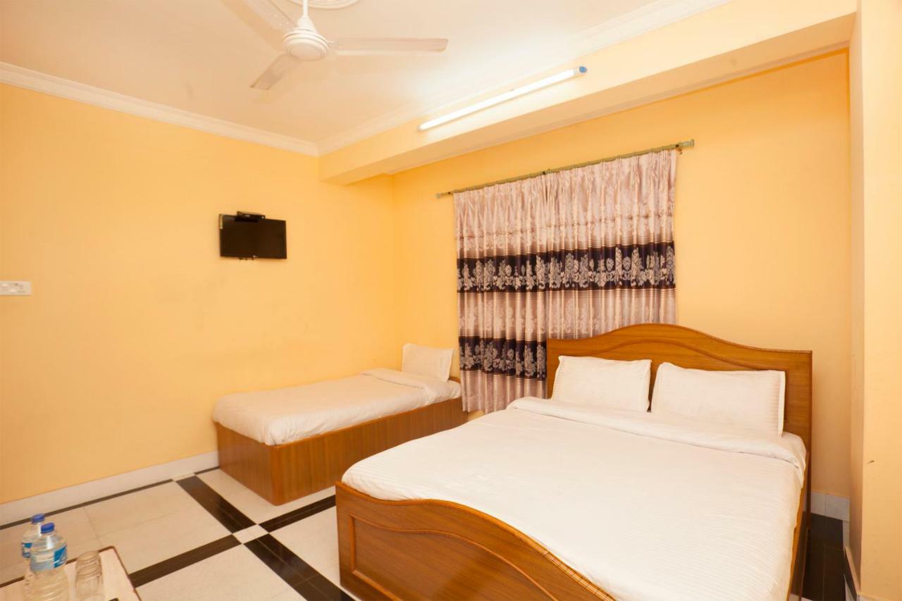 Spot On 397 Hotel Triveni Guest House Katmandou Extérieur photo