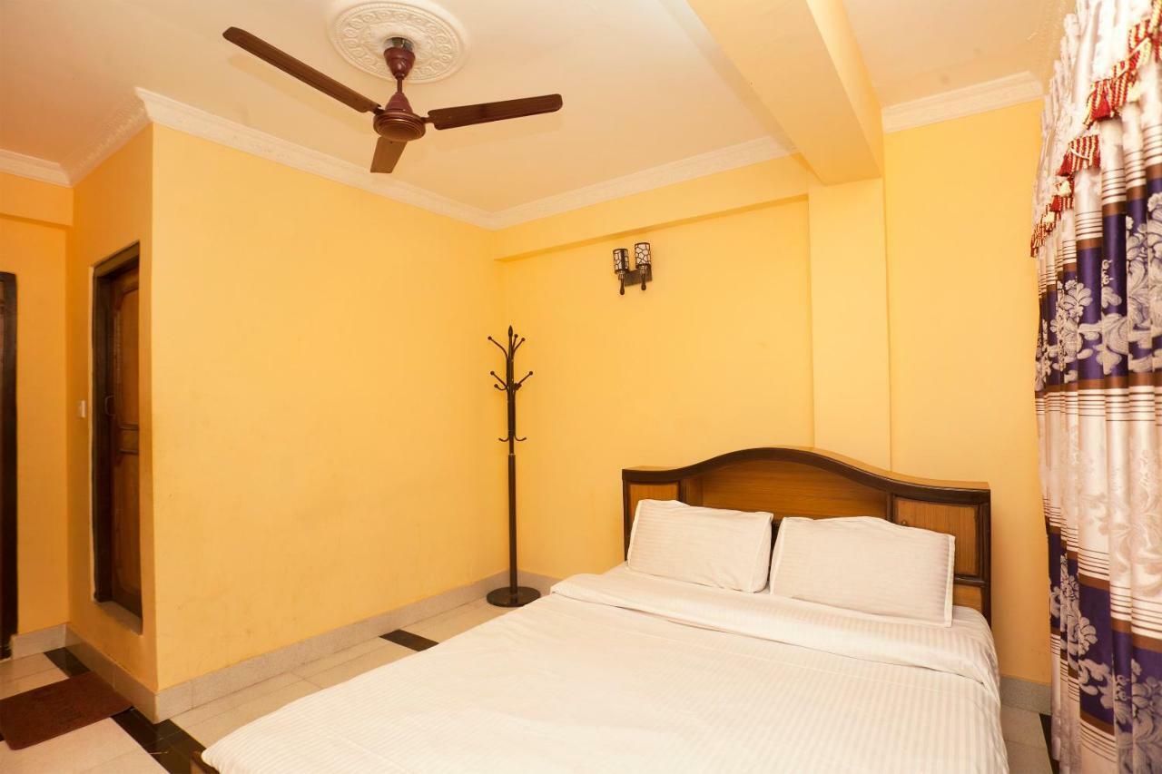 Spot On 397 Hotel Triveni Guest House Katmandou Extérieur photo